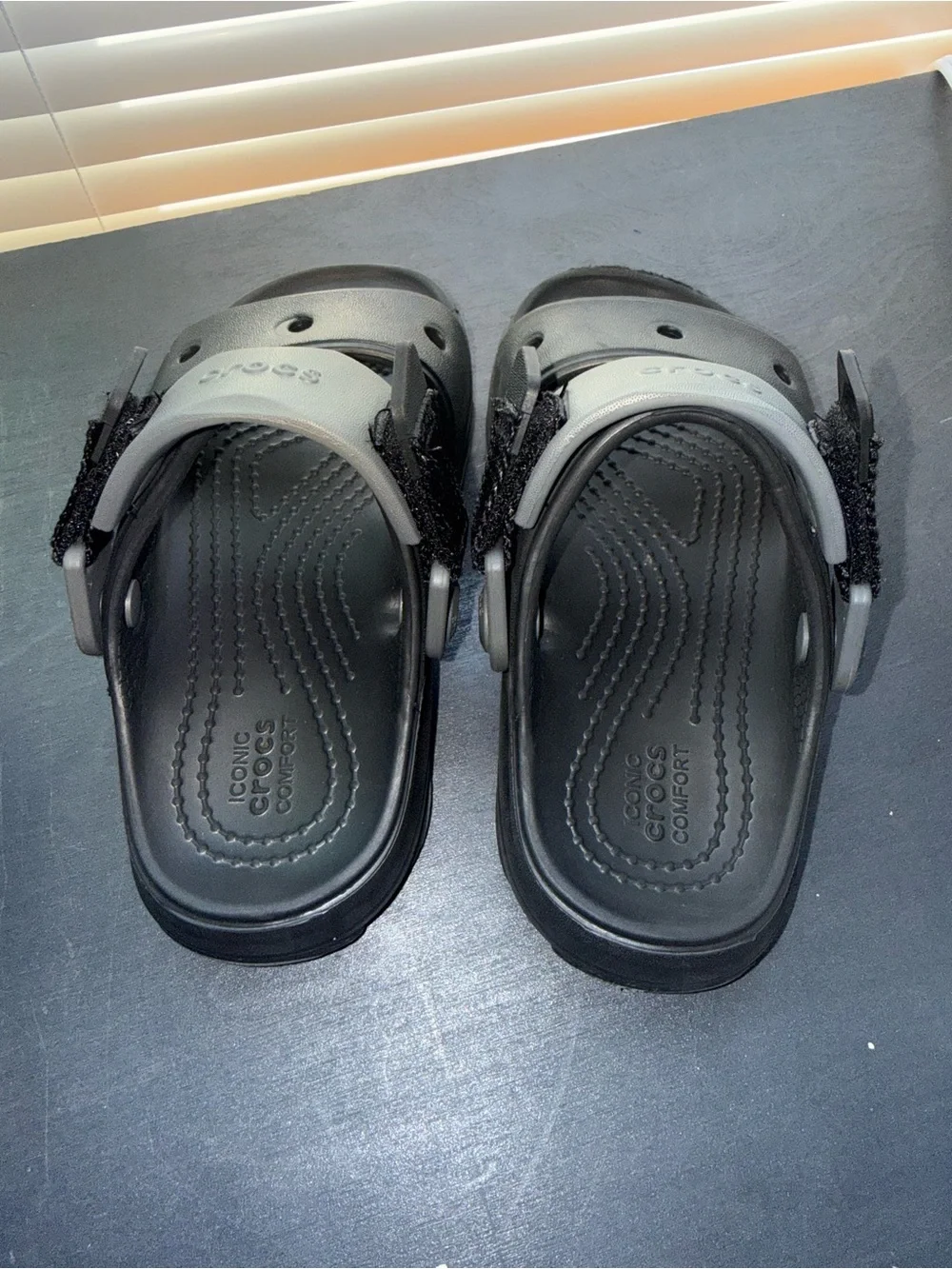CROCS lightweight black